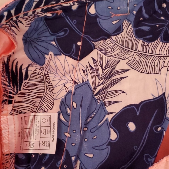 Mens Peach shorts with Backpocket blue details - Picture 7 of 7